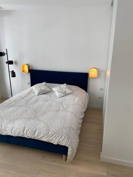 Brand New 1 Bedroom Flat With Parking- 5 Min Paris Pte De Versailles Issy-les-Moulineaux Kültér fotó